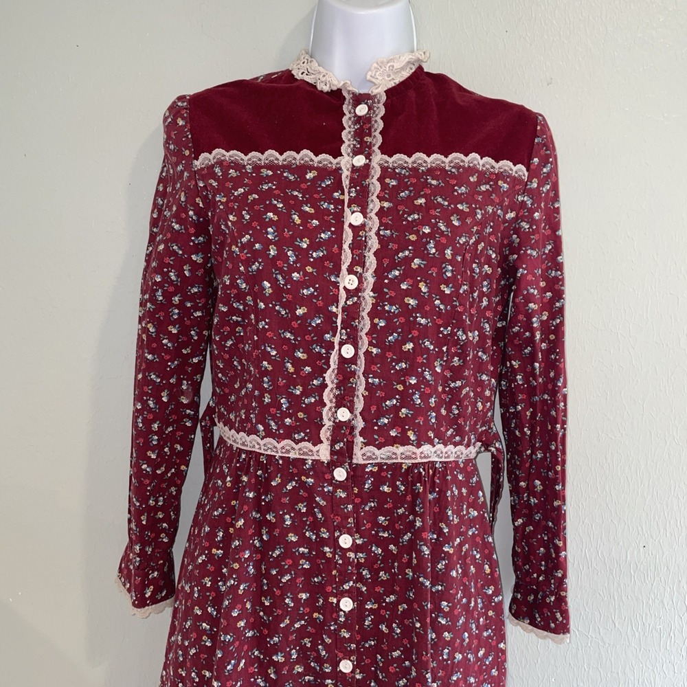 1970s Gunne Sax Prairie Dress Red Calico Floral Long Sleeve Midi Cottage Sz 9/10 - Picture 4 of 11